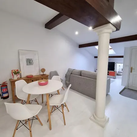Begona De Mis Amores 119d1 Apartment